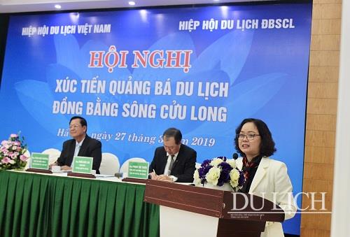 Phó Tổng cục trưởng Tổng cục Du lịch Nguyễn Thị Thanh Hương phát biểu tại Hội nghị